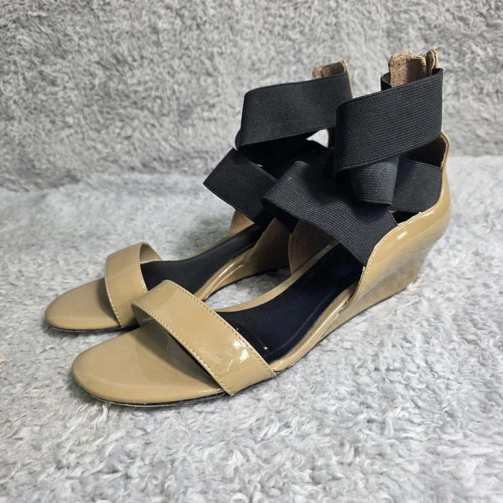 Diane von Furstenberg DVF‎ Wedge Sandals Nude Patent Italian Leather Womens 9